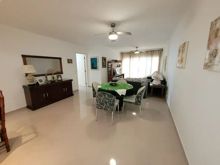 Apartamento com 3 quartos à venda, 130m2 em Barra Funda, Guaruja - SP - imagem 4 Foto 4 de Apartamento com 3 quartos à venda, 130m2 em Barra Funda, Guaruja - SP