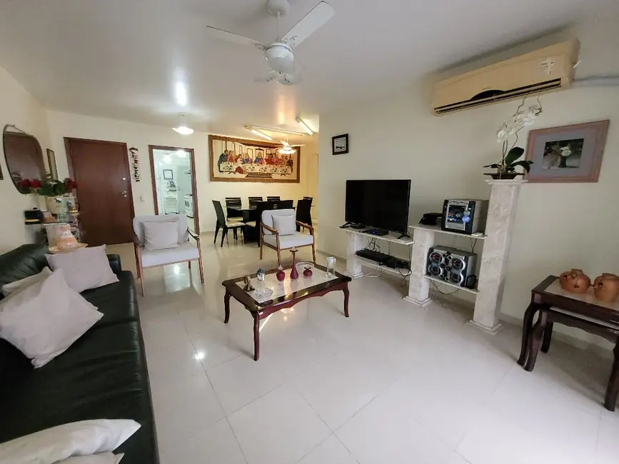 Foto 4 de Apartamento com 4 quartos à venda, 160m2 em Vila Luis Antônio, Guaruja - SP