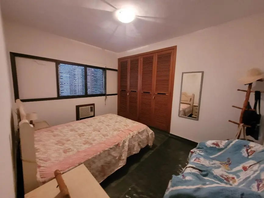 Foto 8 de Apartamento com 3 quartos à venda, 140m2 em Guaruja - SP