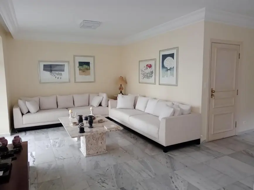 Apartamento com 4 quartos à venda e para alugar, 230m2 em Guaruja - SP - imagem 5 Foto 5 de Apartamento com 4 quartos à venda e para alugar, 230m2 em Guaruja - SP