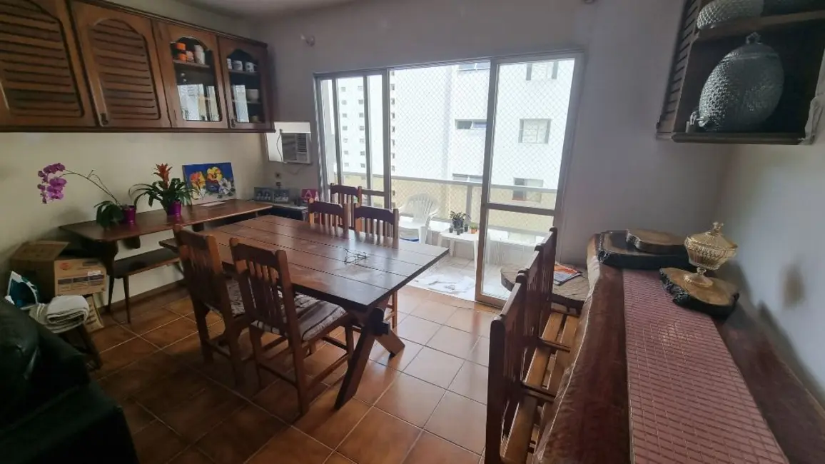Foto 7 de Apartamento com 3 quartos à venda, 120m2 em Guaruja - SP