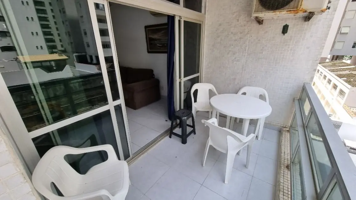 Apartamento com 3 quartos à venda, 140m2 em Barra Funda, Guaruja - SP - imagem 2 Foto 2 de Apartamento com 3 quartos à venda, 140m2 em Barra Funda, Guaruja - SP