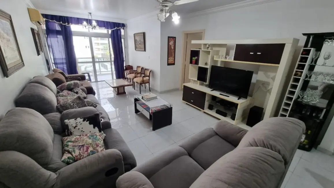 Apartamento com 3 quartos à venda, 140m2 em Barra Funda, Guaruja - SP - imagem 3 Foto 3 de Apartamento com 3 quartos à venda, 140m2 em Barra Funda, Guaruja - SP