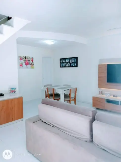 Foto 3 de Casa de Condomínio com 2 quartos à venda, 89m2 em Jardim Las Palmas, Guaruja - SP