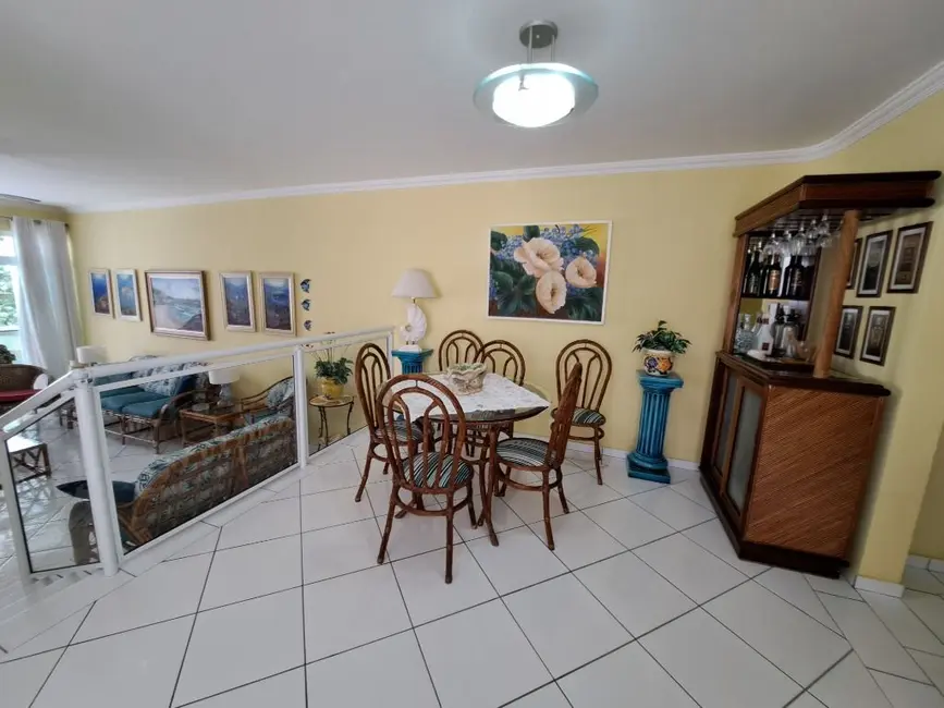 Apartamento com 3 quartos à venda, 160m2 em Barra Funda, Guaruja - SP - imagem 7 Foto 7 de Apartamento com 3 quartos à venda, 160m2 em Barra Funda, Guaruja - SP