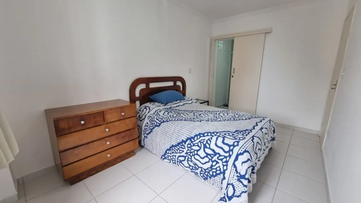 Foto 7 de Apartamento com 3 quartos à venda, 110m2 em Jardim Las Palmas, Guaruja - SP