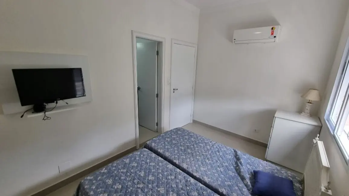 Foto 9 de Apartamento com 3 quartos à venda, 90m2 em Guaruja - SP