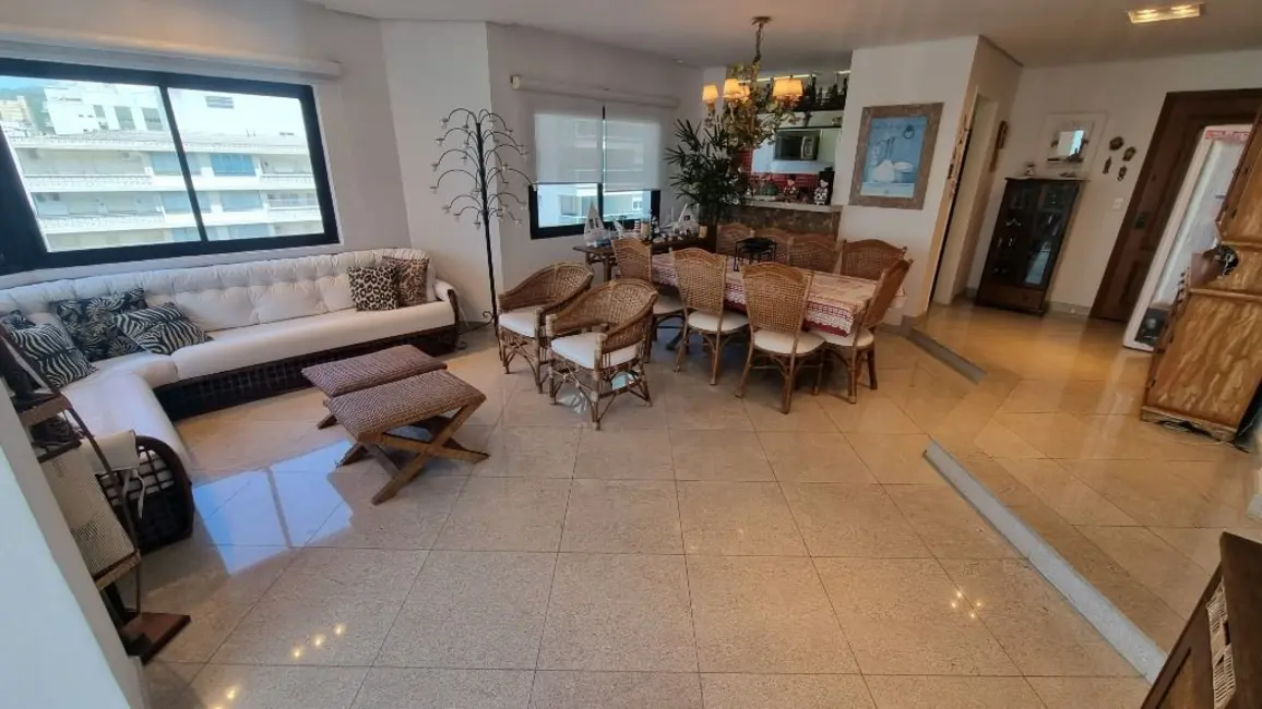 Loft / Flat com 3 quartos à venda, 113m2 em Barra Funda, Guaruja - SP - imagem 4 Foto 4 de Loft / Flat com 3 quartos à venda, 113m2 em Barra Funda, Guaruja - SP