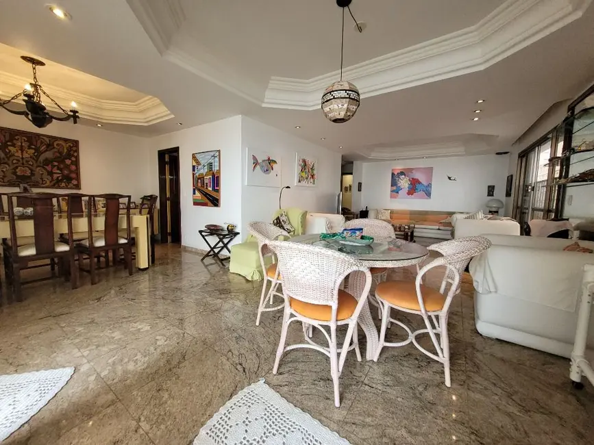 Foto 6 de Apartamento com 4 quartos à venda, 216m2 em Guaruja - SP