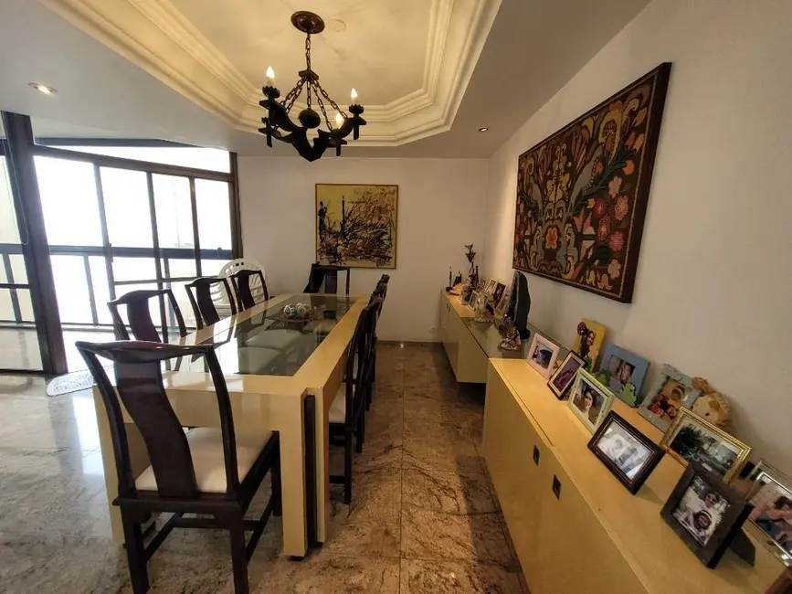 Foto 4 de Apartamento com 4 quartos à venda, 216m2 em Guaruja - SP