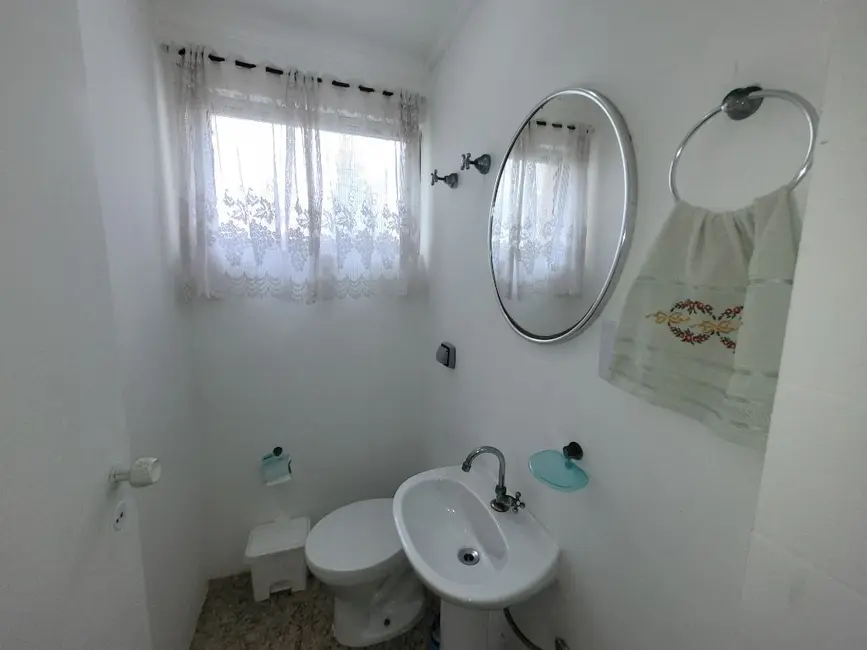 Foto 9 de Apartamento com 3 quartos à venda e para alugar, 173m2 em Vila Maia, Guaruja - SP