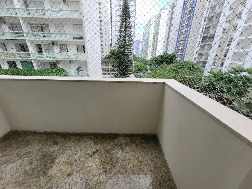 Foto 7 de Apartamento com 3 quartos à venda e para alugar, 173m2 em Vila Maia, Guaruja - SP