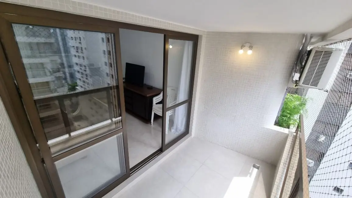 Foto 1 de Apartamento com 3 quartos à venda, 100m2 em Barra Funda, Guaruja - SP