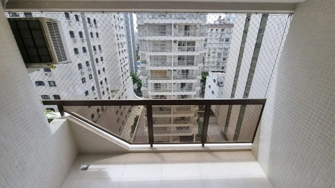 Foto 3 de Apartamento com 3 quartos à venda, 100m2 em Barra Funda, Guaruja - SP