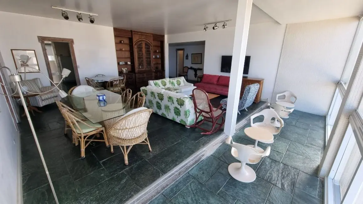 Apartamento com 5 quartos à venda, 190m2 em Guaruja - SP - imagem 6 Foto 6 de Apartamento com 5 quartos à venda, 190m2 em Guaruja - SP