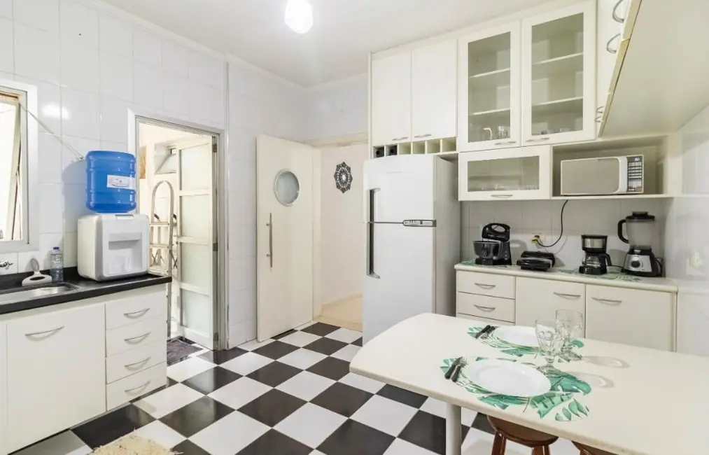 Foto 8 de Apartamento com 3 quartos à venda, 130m2 em Guaruja - SP