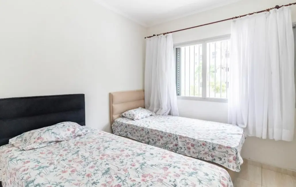 Foto 5 de Apartamento com 3 quartos à venda, 130m2 em Guaruja - SP