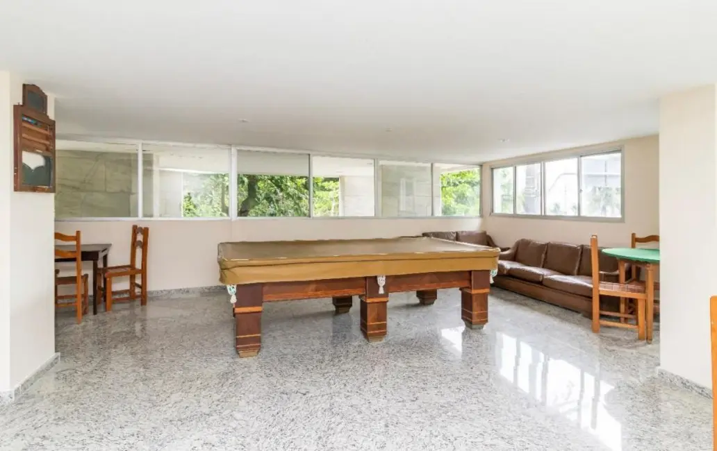 Foto 9 de Apartamento com 3 quartos à venda, 130m2 em Guaruja - SP