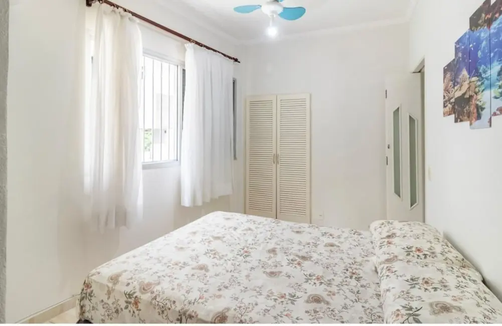 Foto 3 de Apartamento com 3 quartos à venda, 130m2 em Guaruja - SP