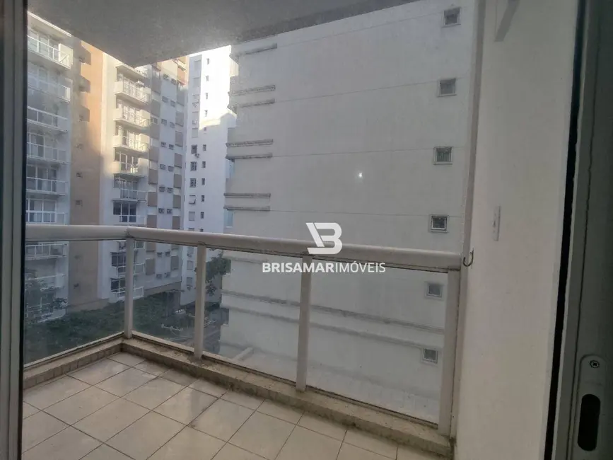 Apartamento com 3 quartos à venda, 100m2 em Barra Funda, Guaruja - SP - imagem 4 Foto 4 de Apartamento com 3 quartos à venda, 100m2 em Barra Funda, Guaruja - SP