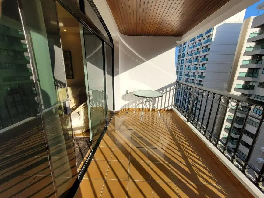 Apartamento com 3 quartos à venda, 212m2 em Barra Funda, Guaruja - SP - imagem 9 Foto 9 de Apartamento com 3 quartos à venda, 212m2 em Barra Funda, Guaruja - SP