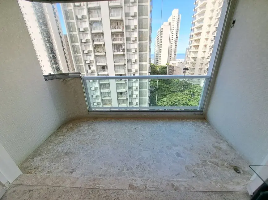 Apartamento com 2 quartos à venda, 102m2 em Barra Funda, Guaruja - SP - imagem 5 Foto 5 de Apartamento com 2 quartos à venda, 102m2 em Barra Funda, Guaruja - SP