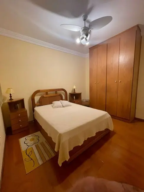 Apartamento com 3 quartos à venda, 176m2 em Barra Funda, Guaruja - SP - imagem 5 Foto 5 de Apartamento com 3 quartos à venda, 176m2 em Barra Funda, Guaruja - SP