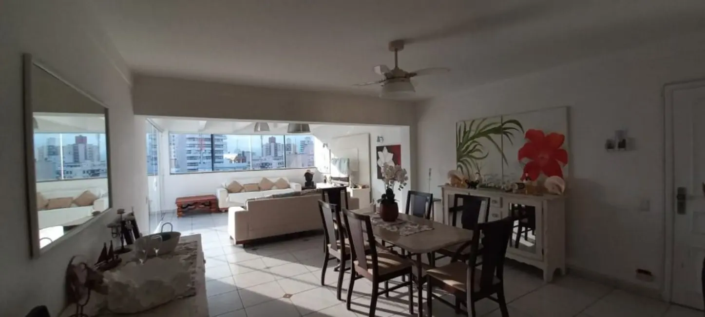 Cobertura com 3 quartos à venda, 230m2 em Jardim Las Palmas, Guaruja - SP - imagem 5 Foto 5 de Cobertura com 3 quartos à venda, 230m2 em Jardim Las Palmas, Guaruja - SP