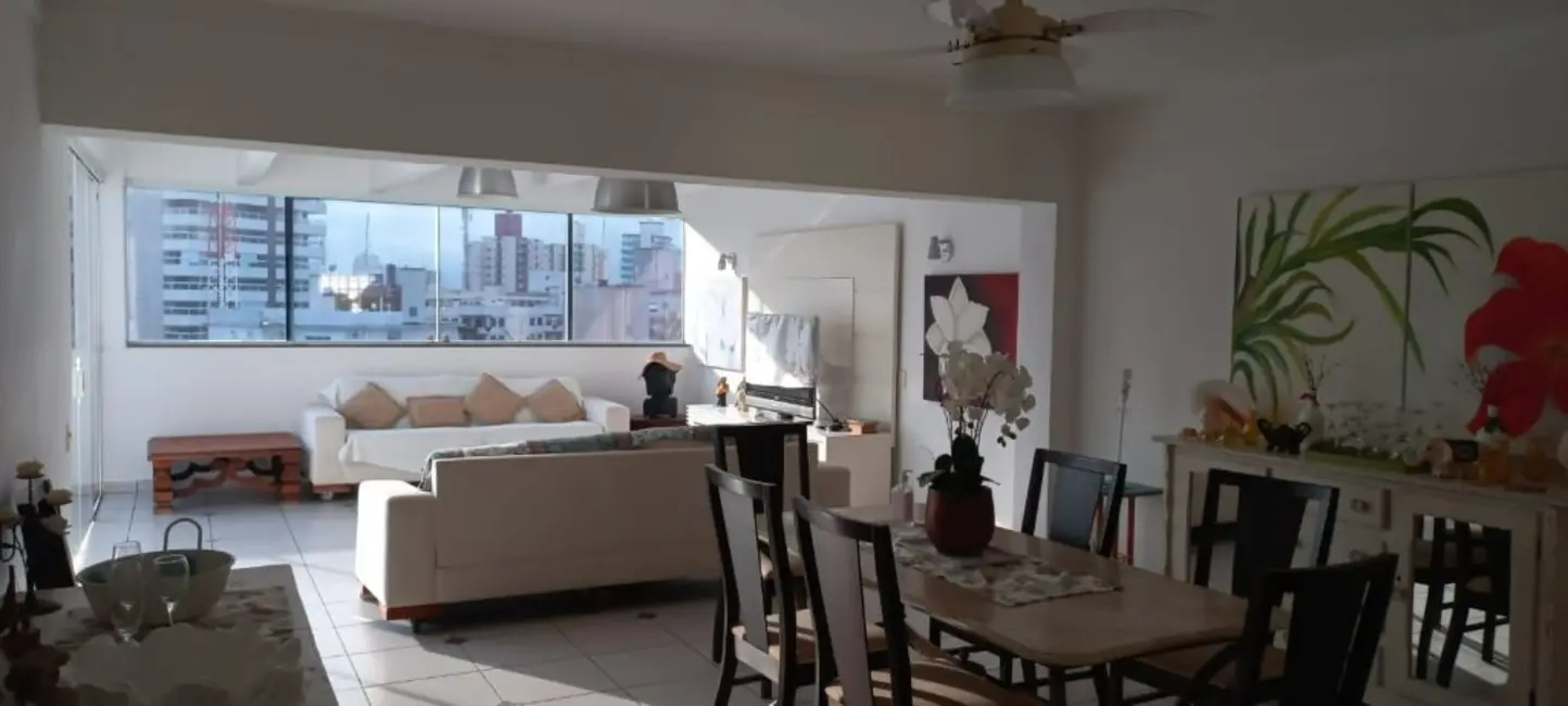 Cobertura com 3 quartos à venda, 230m2 em Jardim Las Palmas, Guaruja - SP - imagem 3 Foto 3 de Cobertura com 3 quartos à venda, 230m2 em Jardim Las Palmas, Guaruja - SP