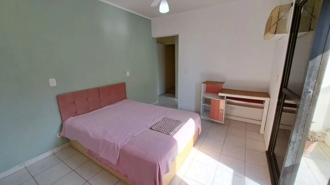 Foto 8 de Apartamento com 3 quartos à venda, 135m2 em Guaruja - SP