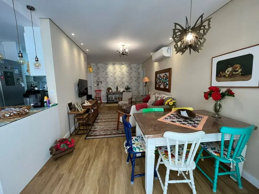 Foto 6 de Apartamento com 3 quartos à venda, 105m2 em Jardim Las Palmas, Guaruja - SP