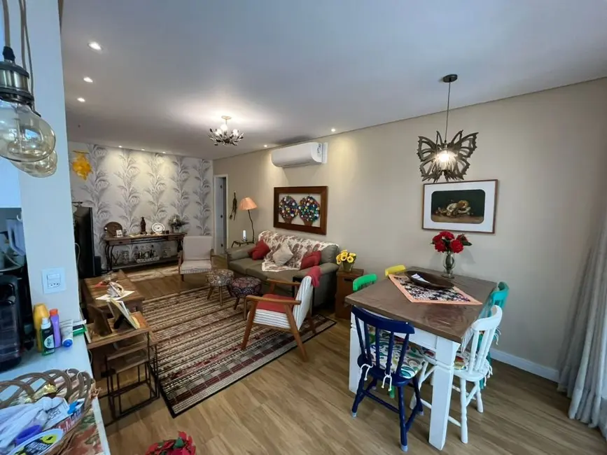 Foto 2 de Apartamento com 3 quartos à venda, 105m2 em Jardim Las Palmas, Guaruja - SP