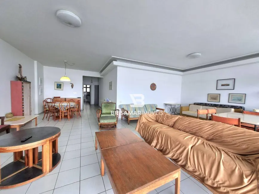 Apartamento com 3 quartos à venda, 198m2 em Guaruja - SP - imagem 5 Foto 5 de Apartamento com 3 quartos à venda, 198m2 em Guaruja - SP