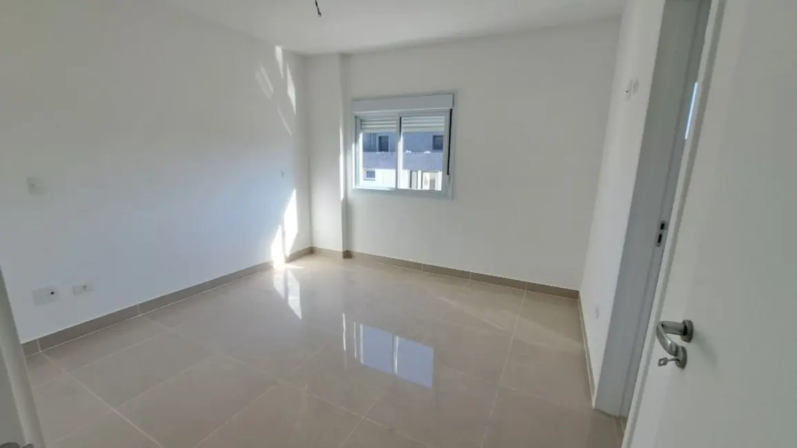 Foto 6 de Apartamento com 2 quartos à venda, 90m2 em Barra Funda, Guaruja - SP