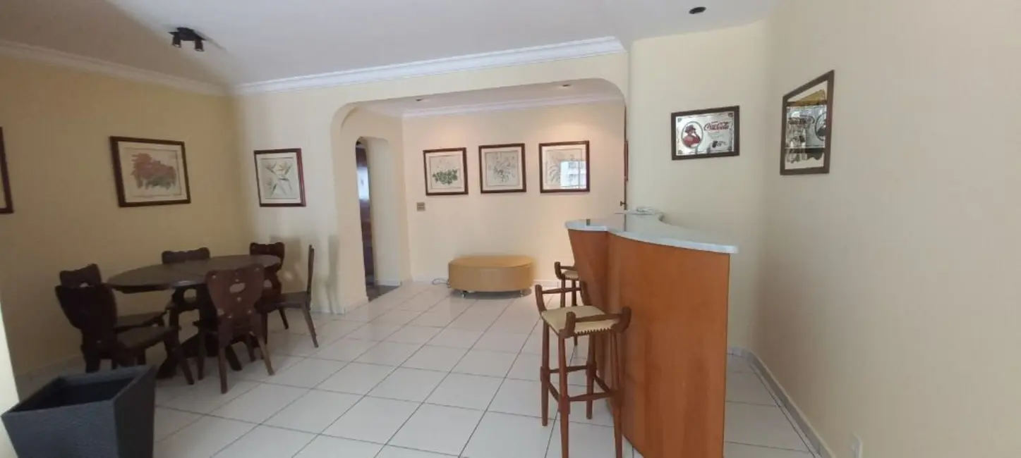 Foto 4 de Apartamento com 3 quartos à venda e para alugar, 135m2 em Barra Funda, Guaruja - SP