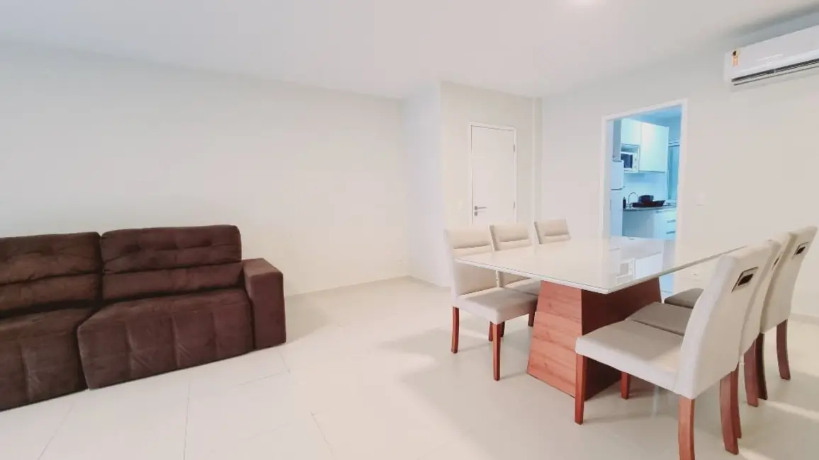 Foto 4 de Apartamento com 3 quartos à venda, 115m2 em Barra Funda, Guaruja - SP
