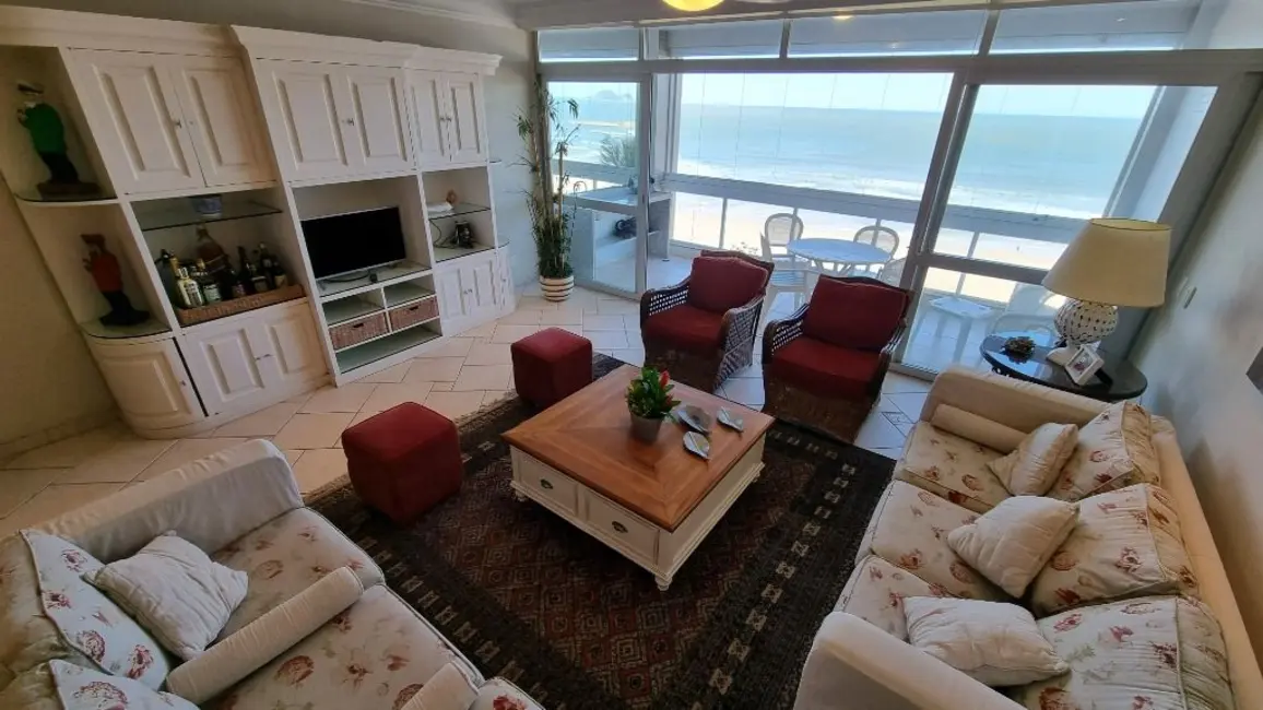 Foto 6 de Apartamento com 3 quartos à venda e para alugar, 190m2 em Guaruja - SP