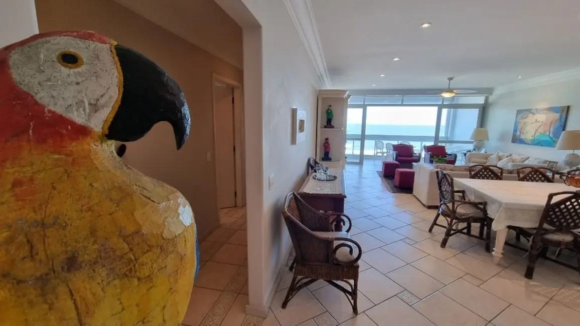 Foto 9 de Apartamento com 3 quartos à venda e para alugar, 190m2 em Guaruja - SP