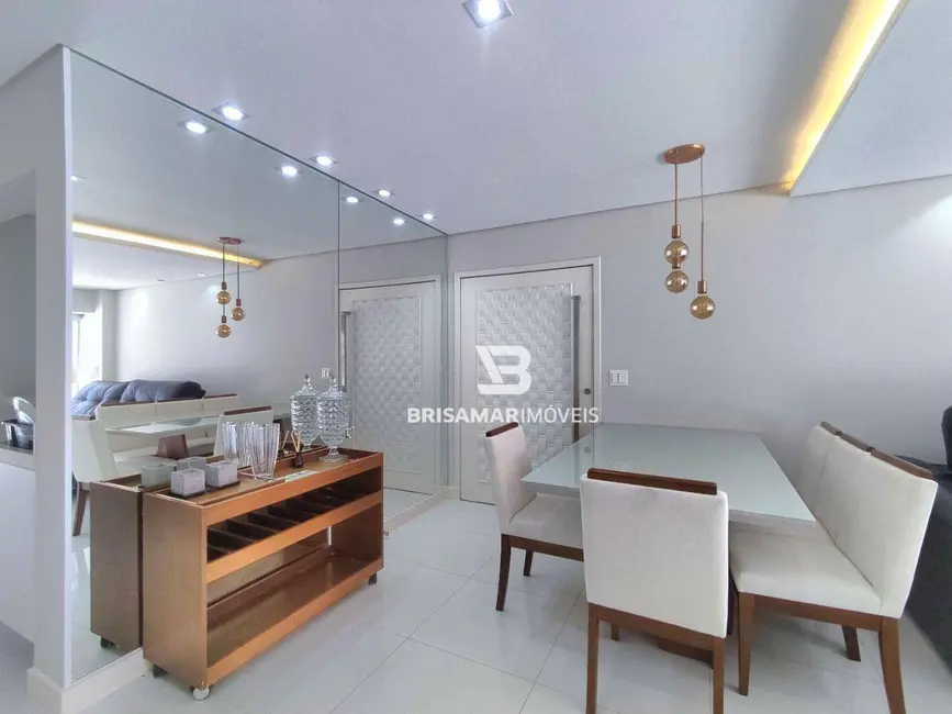 Cobertura com 4 quartos à venda, 230m2 em Jardim Astúrias, Guaruja - SP - imagem 4 Foto 4 de Cobertura com 4 quartos à venda, 230m2 em Jardim Astúrias, Guaruja - SP