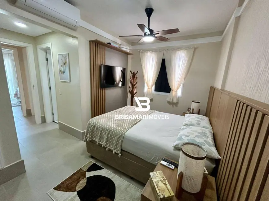 Foto 9 de Apartamento com 2 quartos à venda, 85m2 em Jardim Las Palmas, Guaruja - SP