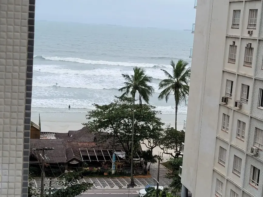 Foto 6 de Apartamento com 2 quartos à venda, 85m2 em Guaruja - SP