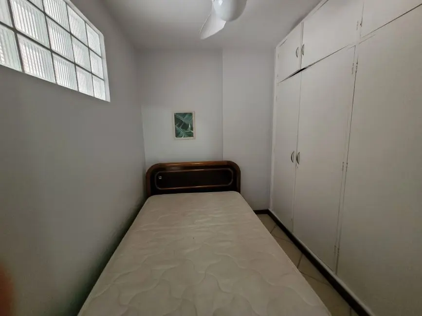 Foto 5 de Apartamento com 2 quartos à venda, 58m2 em Guaruja - SP