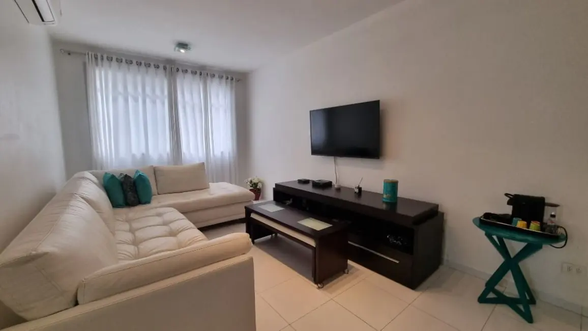Foto 2 de Apartamento com 2 quartos à venda, 98m2 em Guaruja - SP