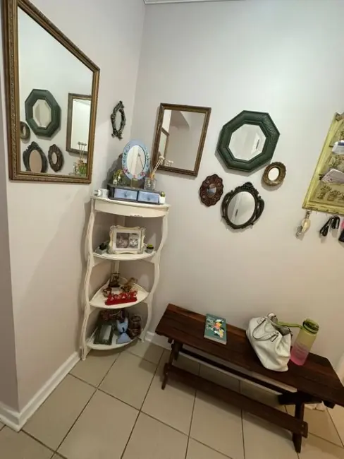 Apartamento com 2 quartos à venda, 108m2 em Vila Alzira, Guaruja - SP - imagem 5 Foto 5 de Apartamento com 2 quartos à venda, 108m2 em Vila Alzira, Guaruja - SP