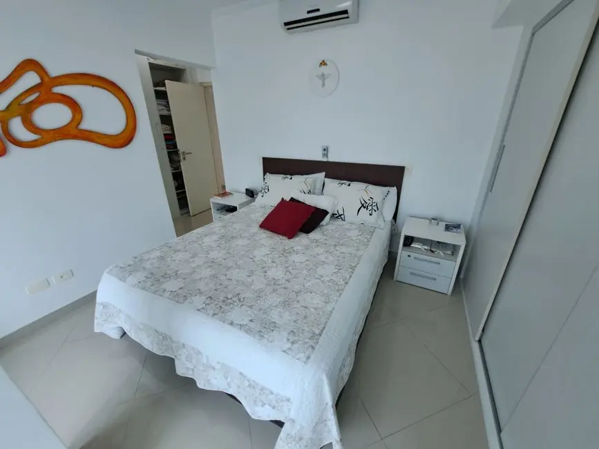 Cobertura com 3 quartos à venda, 250m2 em Guaruja - SP - imagem 4 Foto 4 de Cobertura com 3 quartos à venda, 250m2 em Guaruja - SP