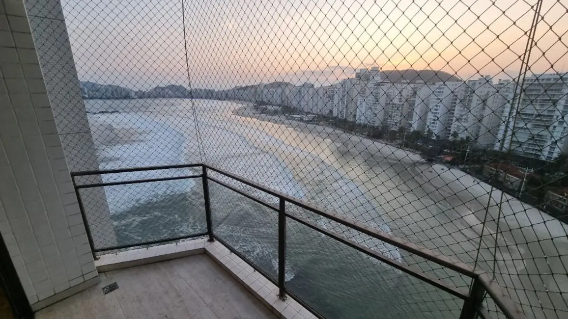 Foto 2 de Apartamento com 3 quartos à venda, 180m2 em Guaruja - SP