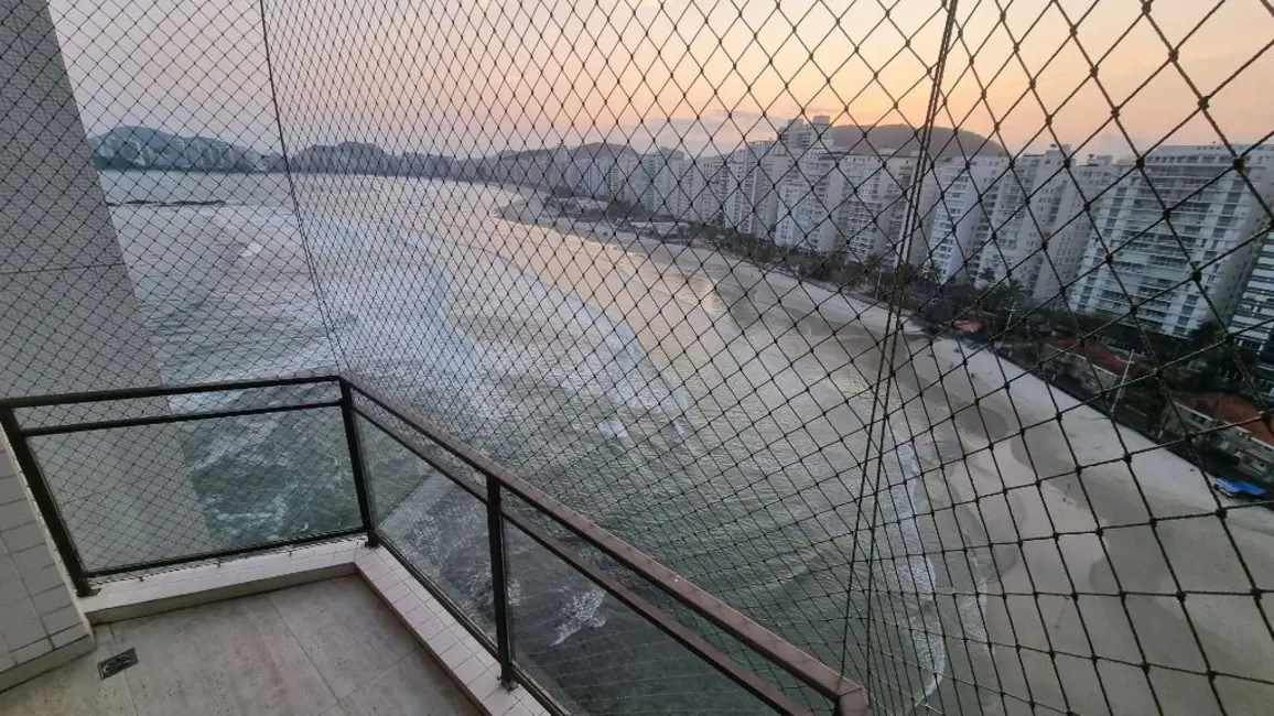 Foto 4 de Apartamento com 3 quartos à venda, 180m2 em Guaruja - SP