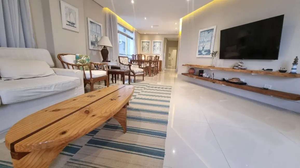 Foto 5 de Apartamento com 3 quartos à venda, 180m2 em Guaruja - SP