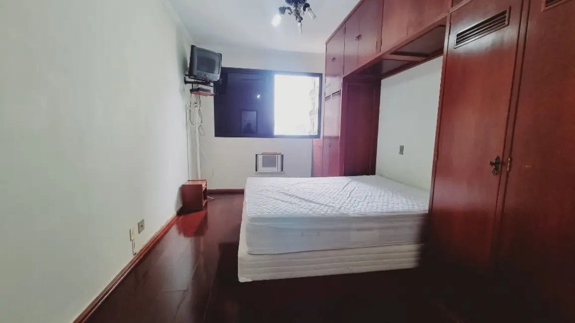 Foto 9 de Apartamento com 3 quartos à venda, 140m2 em Guaruja - SP