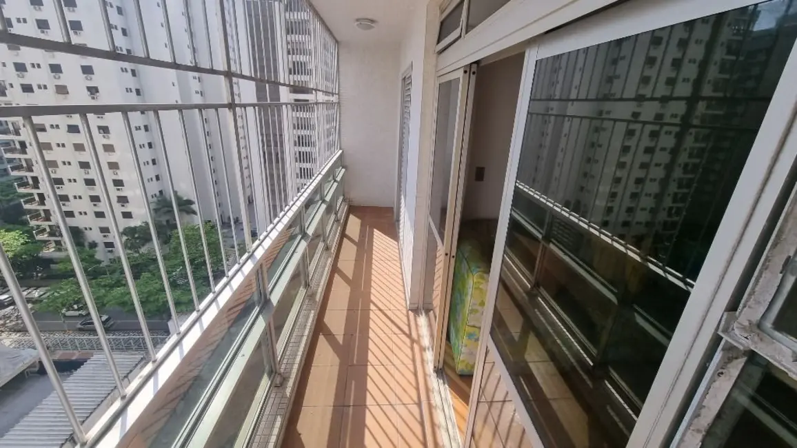 Foto 5 de Apartamento com 3 quartos à venda, 140m2 em Barra Funda, Guaruja - SP